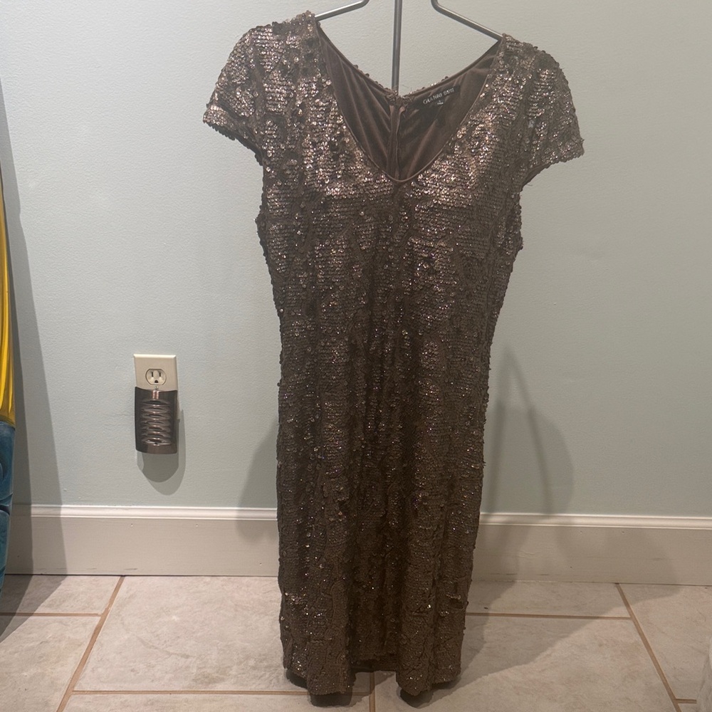 Gold sequin Gianni Bini dress
